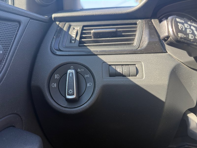 Škoda Spaceback 1.2 TSI Ambition 2016, foto 20