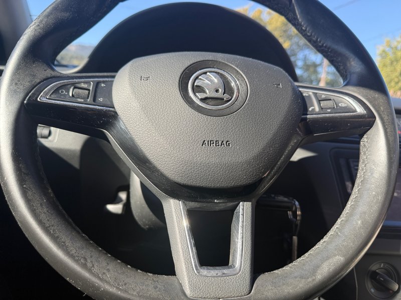 Škoda Spaceback 1.2 TSI Ambition 2016, foto 22