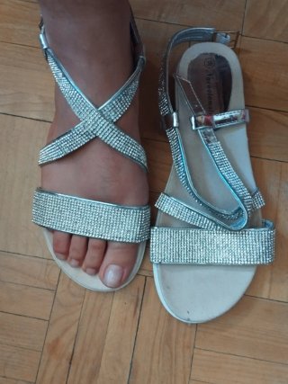 Sandalias plateadas talla 39