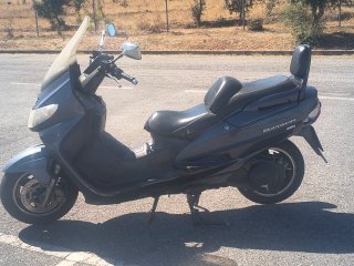 Suzuki Burgman 400