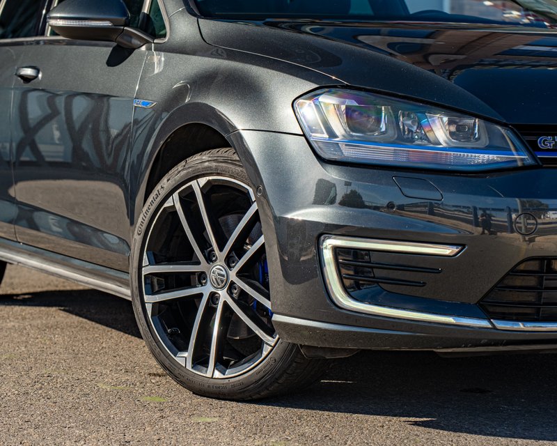 Volkswagen Golf 2016, foto 2