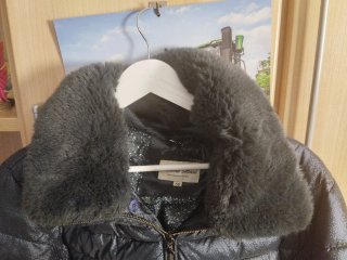 Chaqueta Acolchada Azul Oscuro y Gris
