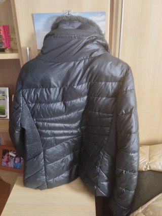 Chaqueta Acolchada Azul Oscuro y Gris