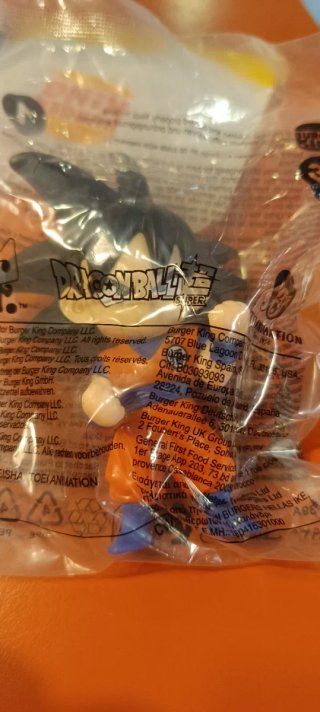 Figura Goku Dragon Ball Super Burger King