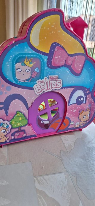 Apartamento Minibellies con 3 muñecos