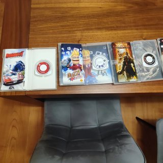 Sony PSP carcasa de plata 2008 + Cargador