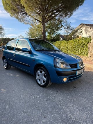 Renault Clio 2001