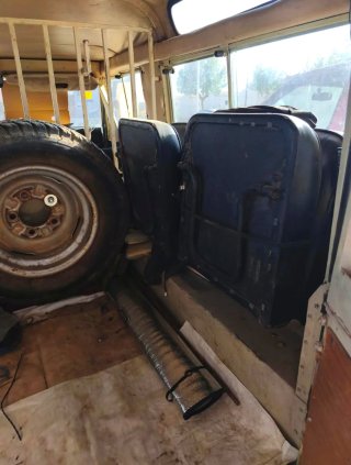 Land Rover santana 1977