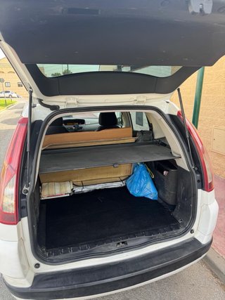 Citroen Grand C4 Picasso 2012