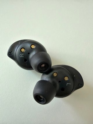 Samsung Galaxy Buds (SM-R170)