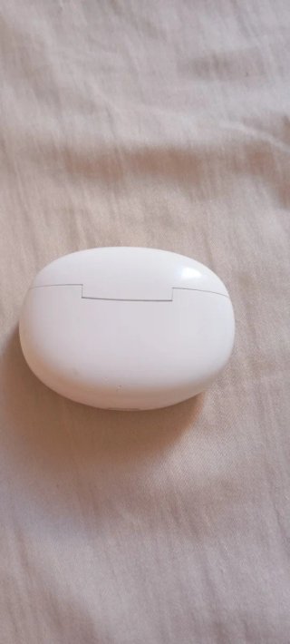 Auriculares inalámbricos blancos