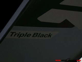 BMW F 900 XR TRIPLE BLACK -GARANTÍA OFICIAL-