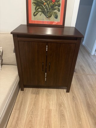 Aparador Ikea de madera