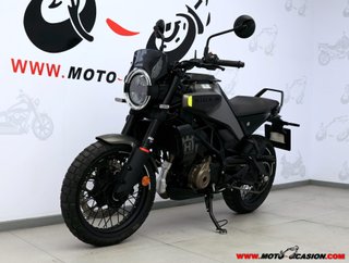 HUSQVARNA SVARTPILEN 125 -APTA B Y A1- GARANTÍA OFICIAL
