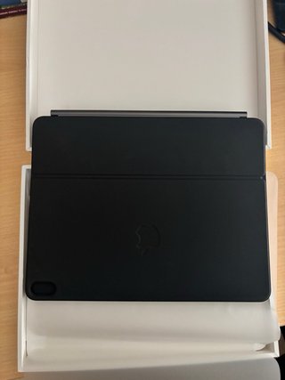 iPad Magic Keyboard — Nuevo a estrenar