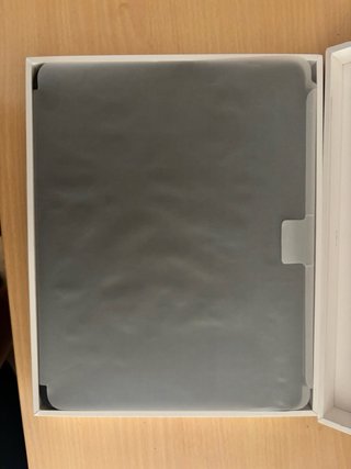 iPad Magic Keyboard — Nuevo a estrenar