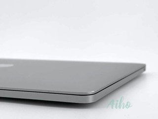 MacBook Pro 13" (2020) Intel Core i5 2.0GHz 4 núcleos - Disco 512Gb SSD - RAM 32Gb
