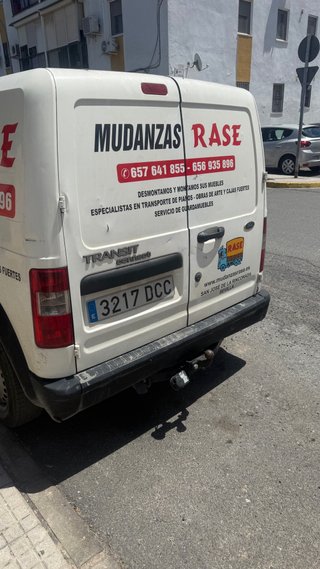 Ford Transit Connect 2004 (NO SE BAJA EL PRECIO)