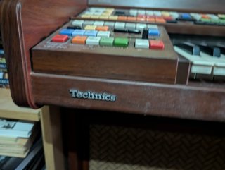Órgano electrónico Technics