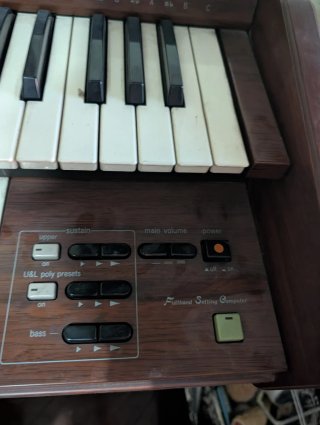 Órgano electrónico Technics