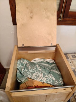 Baúl de Almacenaje con Ruedas
