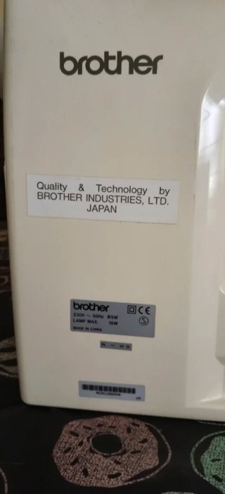 Máquina de coser Brother PX-300