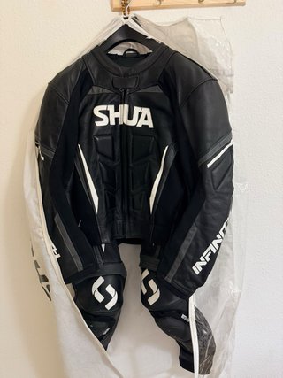 Mono de moto Shua Talla 52 (solo venta en persona)
