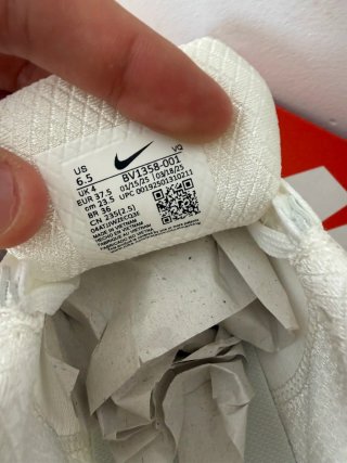Nike Zoom Vomero 5 Blancas Talla 37.5