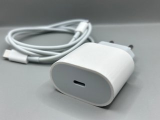 Cargador Apple 18W A1692 + Cable Lightning