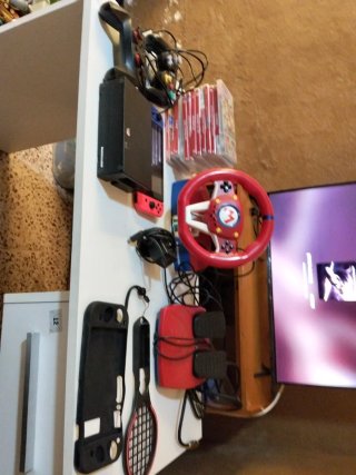 Nintendo Switch con Funda y 12 Juegos o cambio G2