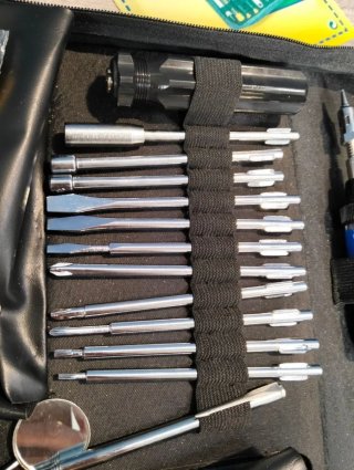 KIT DE HERRAMIENTAS PARA SERVICIO DE INFORMÁTICA