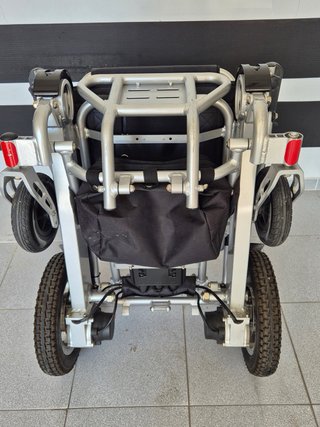 Silla de ruedas eléctrica TEYDER plegable