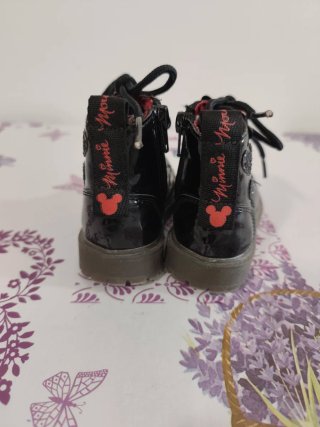 Botas charol niña Minnie Talla 22