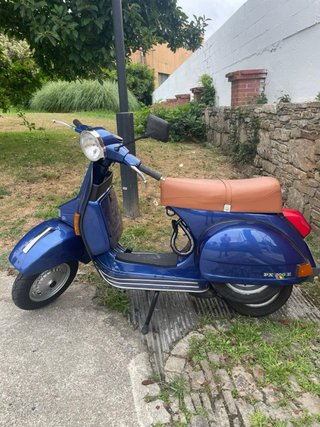 Vespa 200 Iris Azul