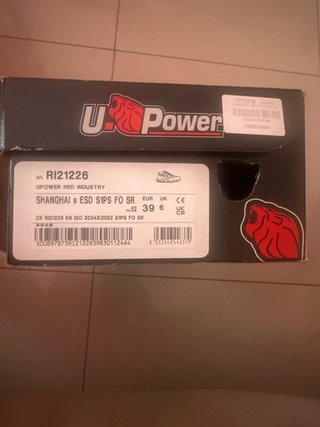 Zapatos de seguridad U-Power negros y grises