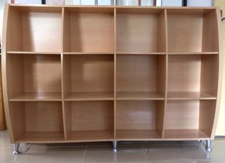Estantería librería de 12 huecos.