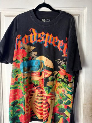 Camiseta Godspeed Negra Estampada Esqueleto VR