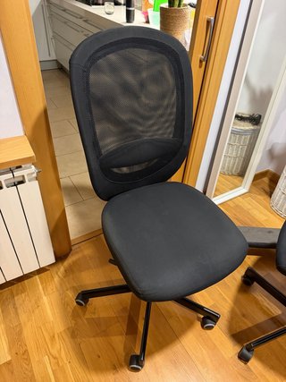 2 Sillas de Oficina IKEA FLINTAN Negras