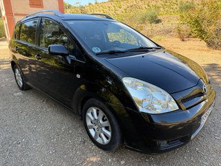 Toyota Verso 2006