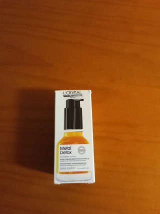 L'Oréal Metal Detox Serum Profesional