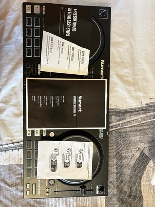 Numark Mixtrack Platinum FX Controlador DJ