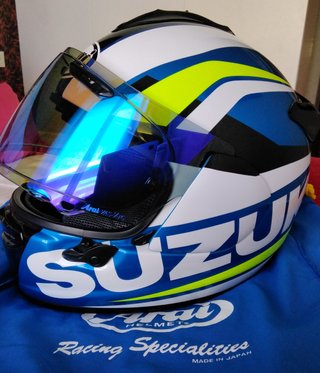 Casco Arai Suzuki Chaser-X