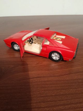 Ferrari 308 GTB 1/24