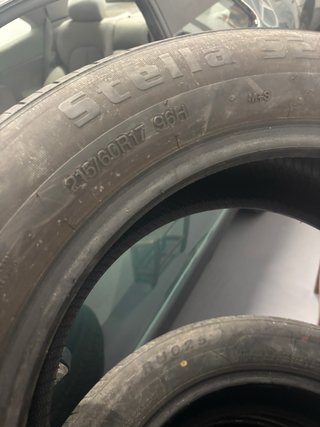 4 Neumáticos 215/60 R17 96H