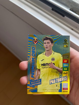 Carta Adrenalyn Premium Oro Canales y Pau torres