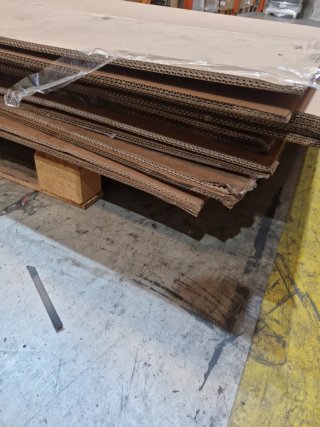 Cajón de Cartón Industrial sobre Palé