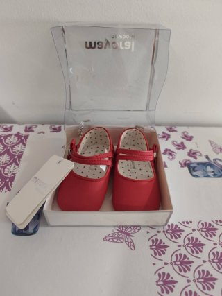 Merceditas rojas Mayoral Talla 18
