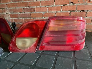 Faros traseros Mercedes Clase E W210