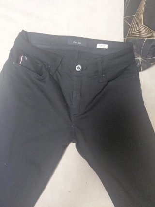 Pantalón vaquero Salsa Push Up negro