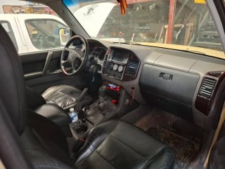 Mitsubishi Montero 2001